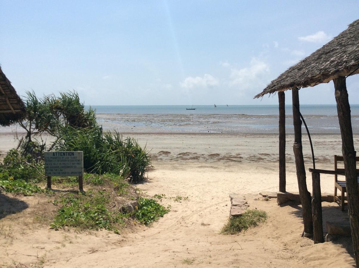 Peponi Beach Resort Pangani Luaran gambar